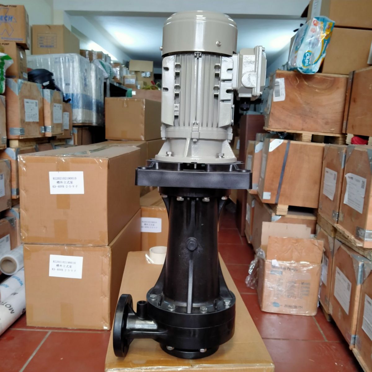 Bơm hóa chất trục đứng KD-40VK-25V-K tại công ty TNHH Vimex